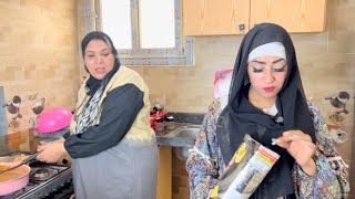 الزوجه الشريره شوف بتعمل اي مع حماتها