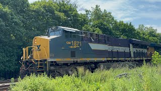 CSX 1871 ACL heritage unit leads CSX I032 through Manville NJ 7/15/2024