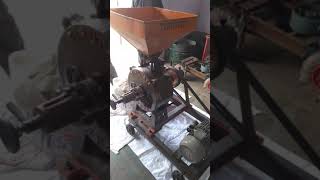 B.I. Motor - 5 HP (Single Phase) with 16 Inch Vertical Atta Chakki (Flour Mill)