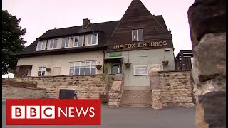 Pubs close after hundreds of customers exposed to coronavirus risk - BBC News