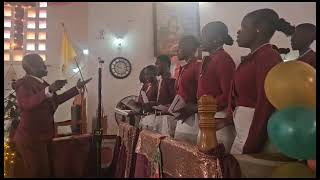 Sanctus: Saint Saint Saint le Seigneur. Chorale Fraternité Grande Rivière du Nord