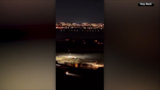 Eyewitness of a passenger aircraft colliding with a helicopter near Reagan National Airport