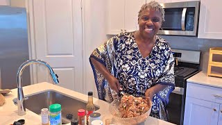 STUDIO APARTMENT: Cooking Comfort Food on a Rainy Day! In my 700 squ. ft. Apt. #tinyhome