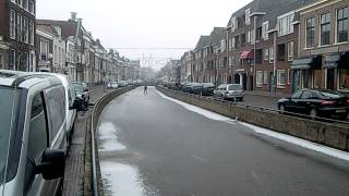 even gou een streekje Schaatsen in de gracht van sneek kleinzand