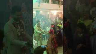 கல்யாணத்தில் மணப்பெண் போட்ட dance eappadi iruku 🔥💃#marriage #function #dance #couple #husband #love