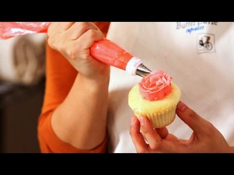 How to Make Rose Cupcakes | Cupcake Tutorials How to Make Rose Cupcakes | Cupcake Tutorials