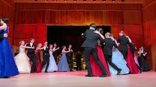 Wanhat 2022: Tango. Liveorkesteri, solistina tangokuningas vuodelta 2012.