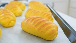 Pumpkin Bread Rolls 南瓜面包卷|Apron