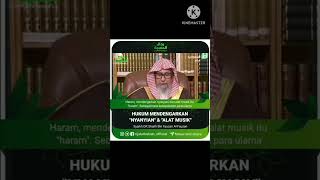 Hukum Mendengarkan Nyayian dan Alat Musik