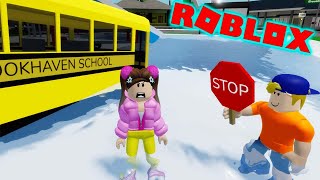 Ellie's First Day at ROBLOX School! | The Ellie Sparkles Show