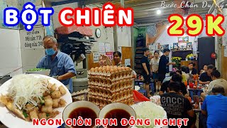 Khách Không Có Chỗ Ngồi Bu Kín Xe Bột Chiên Nổi Tiếng Mấy Chục Năm Bạn Phải Thử Vietnam Fried Flour