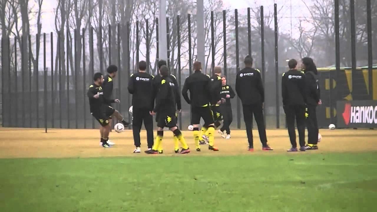 BVB-Training 29-2-2012 Borussia Dortmund - YouTube