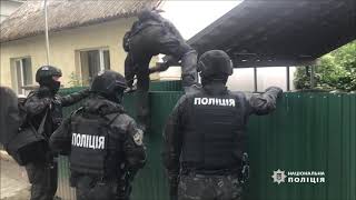 Розбій, викрадення людей, автоугони: поліція Київщини викрила злочинну організацію