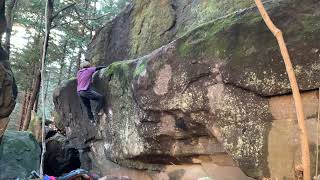 兜山ボルダー　黒子の舞【初段】