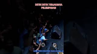 Penonton kisruh ketika live OM ADELLA DI KRAGAN REMBANG