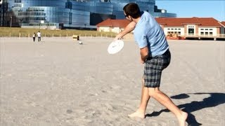 How To Throw a Frisbee to Yourself