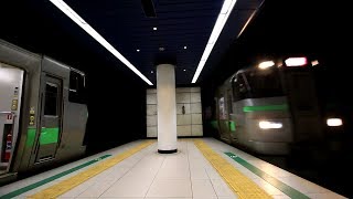 JR新千歳空港駅　733系の快速「エアポート」　Rapid \