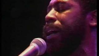 Teddy Pendergrass - The Whole Town's Laughing At Me (Live Hammersmith Odeon 1982)