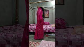 housewife beautiful moment. Indian housewife short. #shorts #youtube_shorts