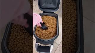 Airtight pet food storage container!