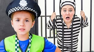 Ruby and Bonnie plays a police officer and teaches good behavior