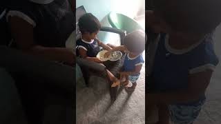 #ట్విన్ బాయ్స్ లొల్లి 😂#rinkuchinku #cutebaby #kidsfunny #shortvideos