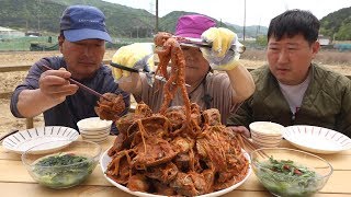 조개,낙지,새우 등등 푸짐한 해산물로 [[해물찜(Braised Spicy Seafood)]] 요리\u0026먹방!! - Mukbang eating show