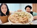 만두 100개 빚은 날🥟 먹방 브이로그 파김치찌개 육회 연어 노모어피자 포테이토피자 트러플짜장면 짬뽕 유린기 멘보샤 떡만두국 만두속 만들기 mukbang vlog