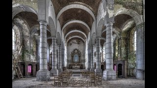 VERLATEN half INGESTORTEN KERK ! | Urbex Explore