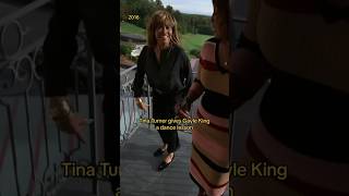 Tina Turner gives Gayle King a dance lesson during 2018 interview #shorts
