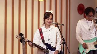 Nadila Wantari - No Surprises ( Radiohead Cover ) Live at RENDEZVOO Coffee \u0026 Eatery Kemang