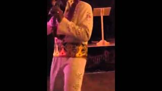 Elvis of Samoa performing \