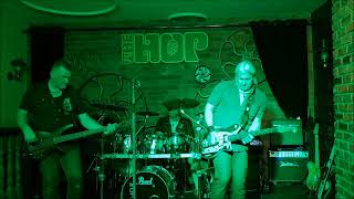 Motus (Live at The Hop)