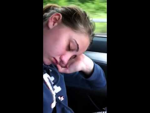 How not to sleep in the car How not to sleep in the car