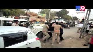 Banaskantha : Video shows cops and Armymen engaged in fight on a busy road, Diyodar