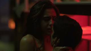 Sara Ali Khan hot kissing / Murder Mubarak 4k hd