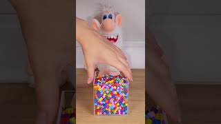 This simple beads video looks AWESOME IN REVERSE!!!! 🧡💙💚❤️️💛💜