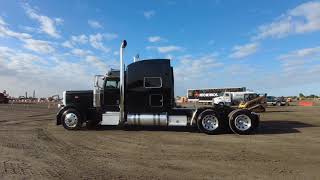 2017 Peterbilt 389 Sleeper Truck Tractor (T/A)D 81 453 3176