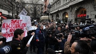 Bosnie : Les manifestants exigent la démission de tous les responsables politiques