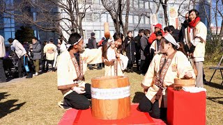 都会の餅つき大会