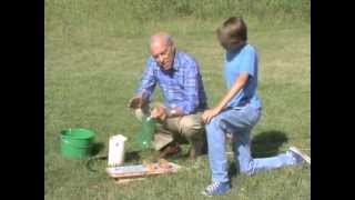 Launch A Bottle Like A Rocket! (Mr. Wizard)