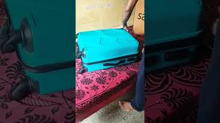 online parcel unboxing 🧳🧳# Safari bag 🧳#  short # viral video # YouTube short #