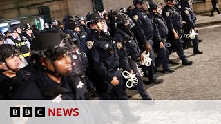 New York police raid Columbia campus and arrest protesters | BBC News