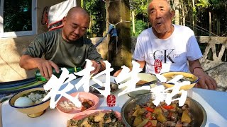 东北酒鬼在海南、早餐老妈做嘎达汤太香了，早酒又干了二两【沙和尚穷游】