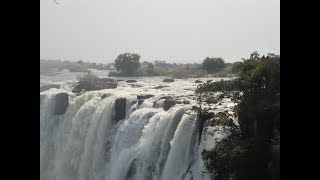 勢いがすごい！！Victoria Falls　一番水の多い時期4～6月