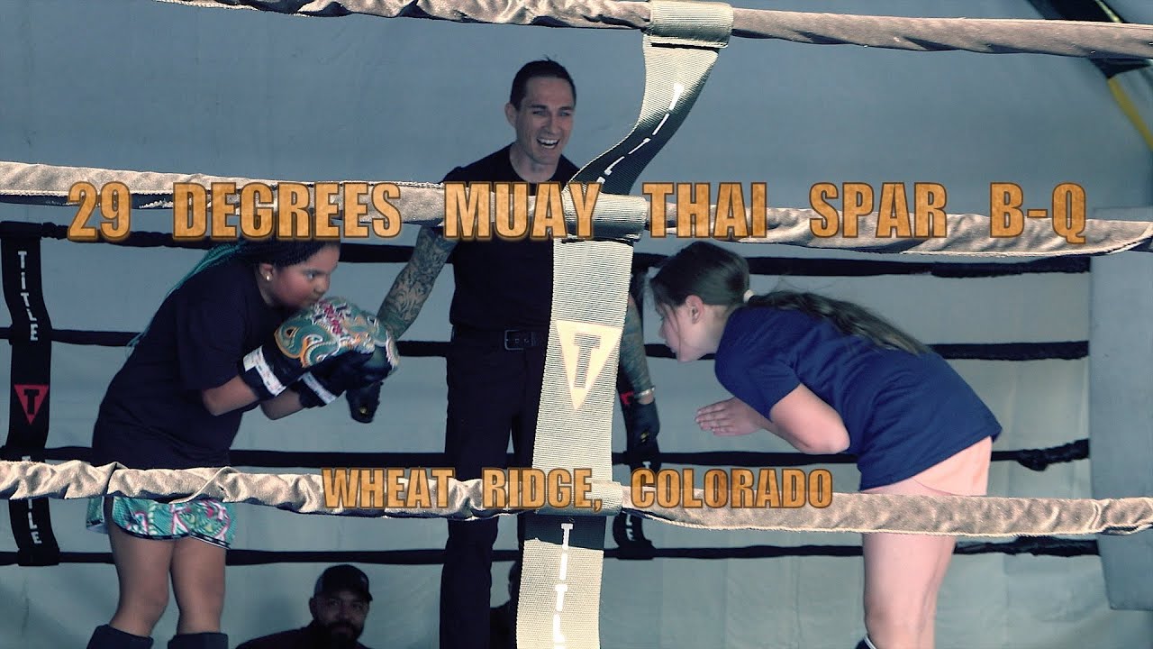 FIRST ANNUAL 29 DEGREES MUAY THAI SPAR B-Q - YouTube