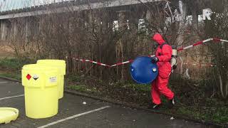 Vaten chemisch afval gevonden in Rotterdam-Noord (Beeld: Frank Hensen)