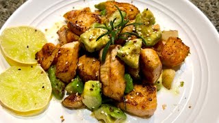 蒜香牛油果煎三文鱼 Pan Fried Salmon With Garlic \u0026 Avocado