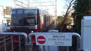 名鉄中京競馬場前駅1番線　急行一宮行き到着