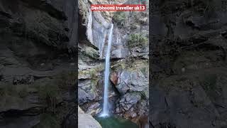 Beautiful waterfall in Uttrakhand 👌😍#shorts #youtube #trending #viral #youtubeshorts #ytshorts #love